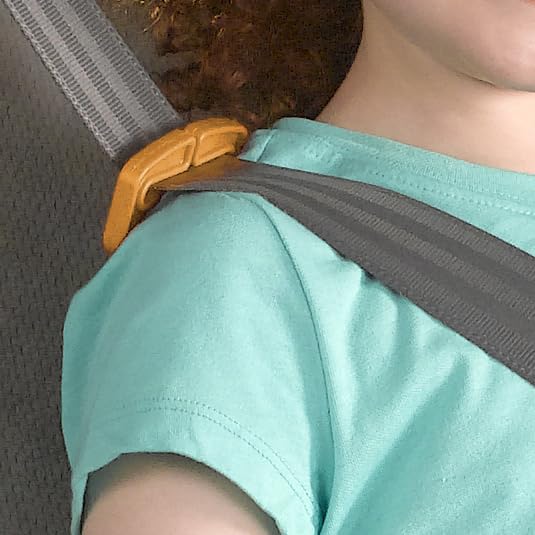 Chicco GoFit Backless Booster Car Seat Without Latch Attachment, Travel Booster Seat for Car, Portable Car Booster Seat for Children 40-110 lbs. | Shark/Black/Grey