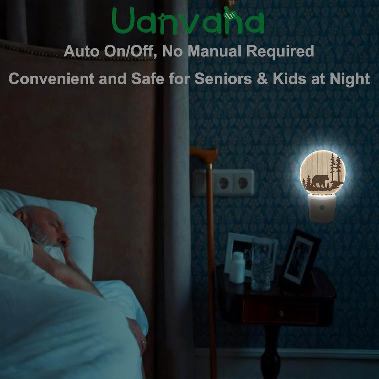 Bear Night Lights Plug into Wall Wildlife Cute Brown Bear Trees Woods Silhouette Night Light Dusk to Dawn Sensor LED Lighting for Bedroom Bathroom Living Room