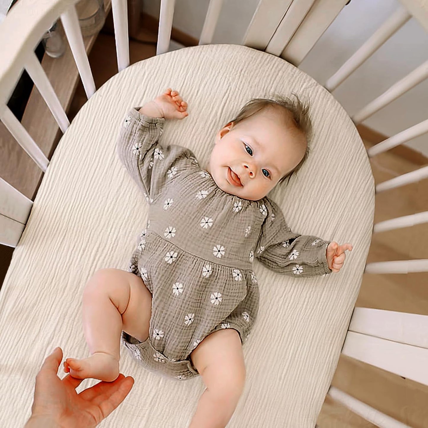 lulumoon Baby Muslin Bassinet Sheets: Snuggly Soft Cotton Sheets for Boys and Girls - Fitted foror Chicco Lullago Anywhere & Baby Bjorn Cradle & Bassinet