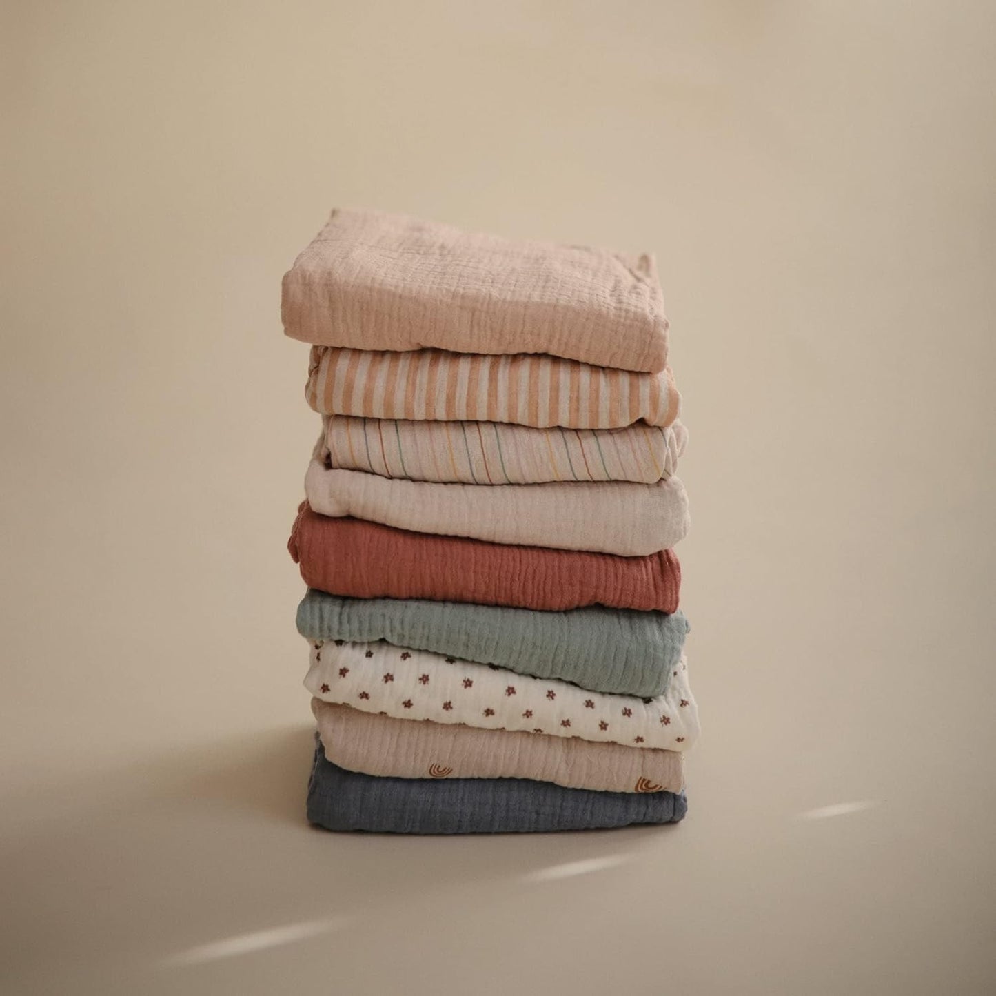 mushie Extra Soft Muslin Fitted Changing Pad Cover (Cedar)