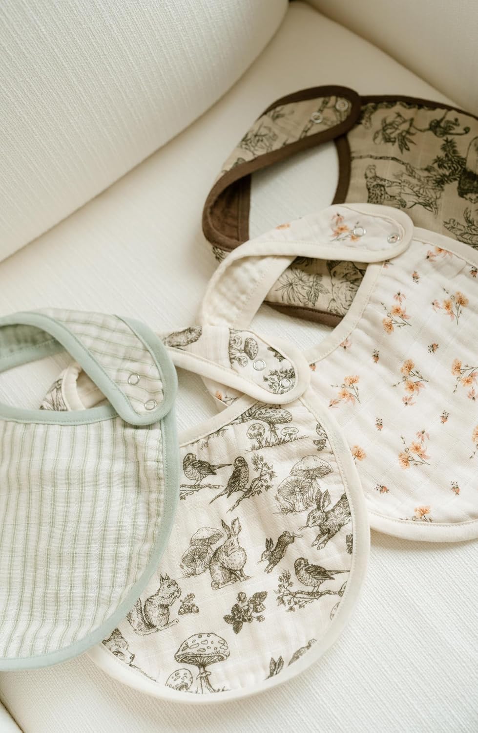 Oilo Burp Cloth 2-Pack Set, Large (12" X 22"), Organic Premium Cotton 4-Way Muslin, Luxuriously Soft, Super Absorbent, & Durable, Machine Washable, Vintage Safari & Woodland