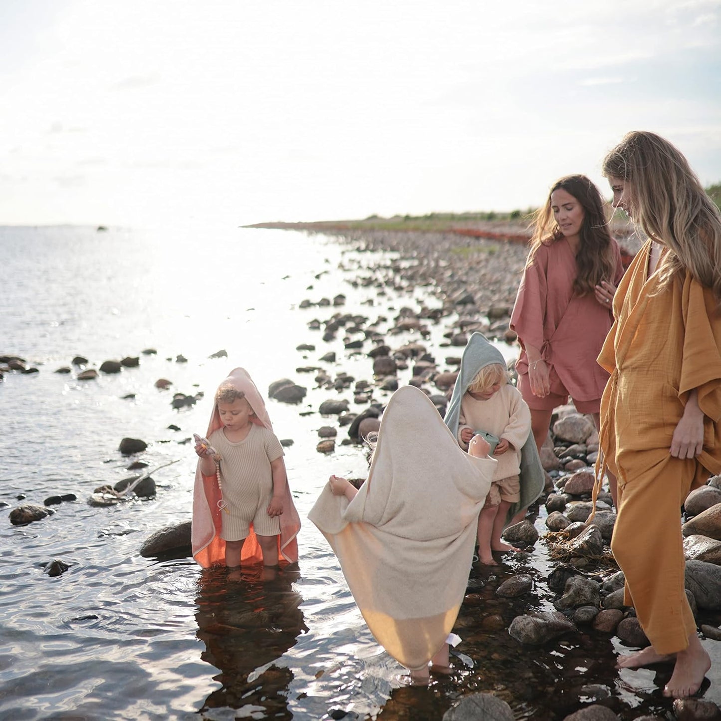 mushie Baby Hooded Towel | Organic Cotton (Pearl)