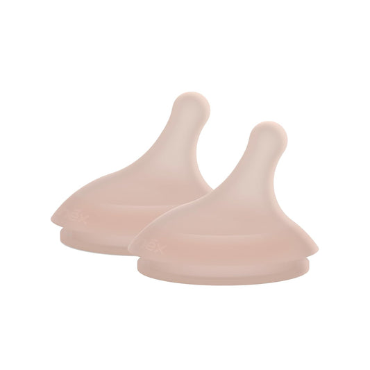 Suavinex Zero.Zero Medium Flow Asymmetrical Silicone Nipple, 2 Pack (3m+), Light