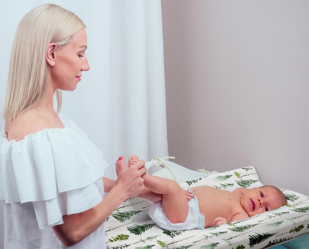 4 Pack Changing Pad Covers Woodland Forest Animals Wood Neutral Unisex Fitted Baby Changing Pad Cover Set for Baby Boys or Girls (Cartoon Fox)