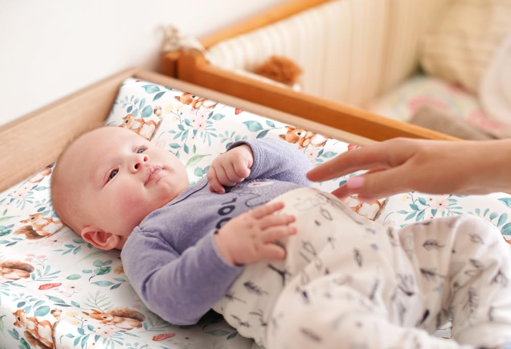 4 Pack Changing Pad Covers Woodland Forest Animals Wood Neutral Unisex Fitted Baby Changing Pad Cover Set for Baby Boys or Girls (Cartoon Fox)