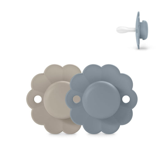Suavinex Wonder Baby Pacifier, SX Pro Silicone Nipple, Reversible, Non Irritating Shield Design, 2Pk Pacifiers 6-18 Months, Made in Europe, Cloud/Lake