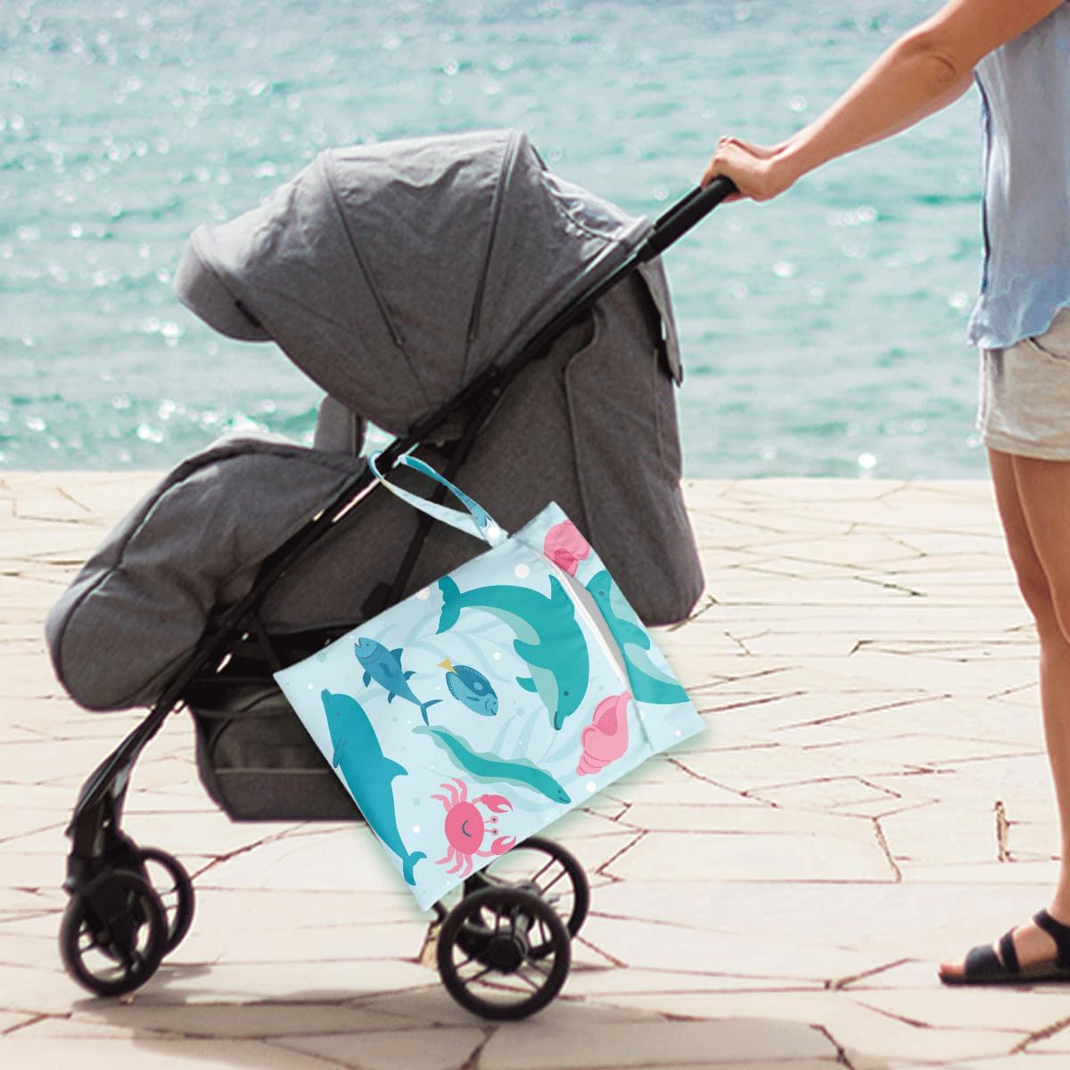 Wet Bag for Swimsuit Pool Travel Baby Cloth Diapers Dirty Yoga Gym Clothes Beach Bags Summer Gifts for Women Men Beach Vacation Essentials Sea Blue Waterproof Wet Dry Bag Travel Laundry Bags