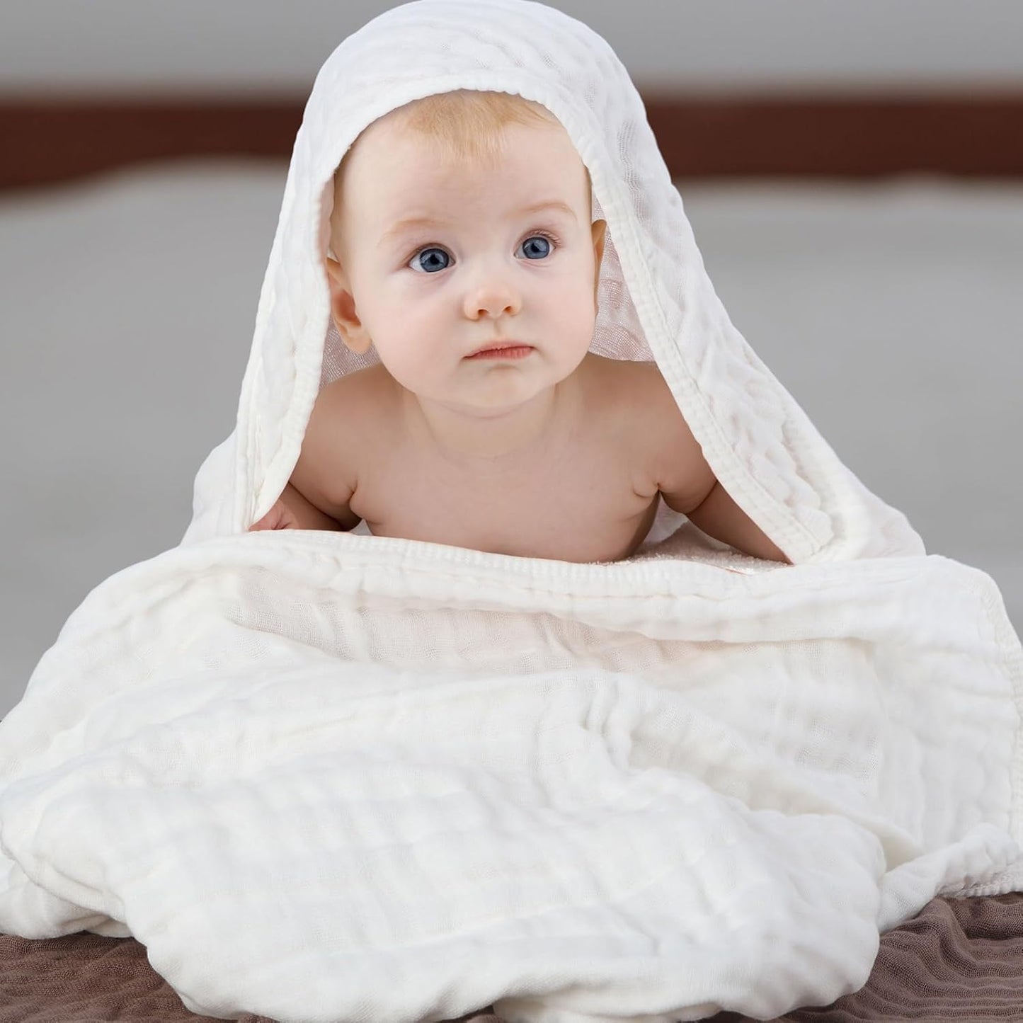 Peryiter 4 Pcs Muslin Hooded Baby Towels, 32"x 32" Cotton Newborn Bath Towel Muslin Infant Baby Blankets Absorbent Unisex Christmas Registry Gift Essentials for Girls Boys (White,Coffee,Blue)