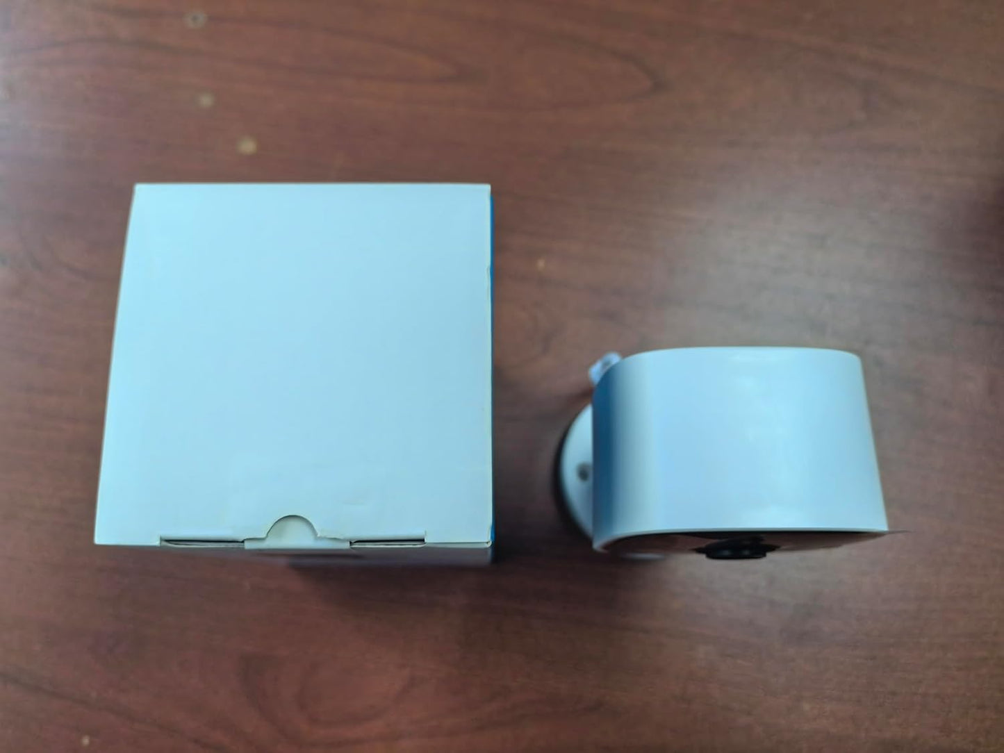 Jennov Outdoor/Indoor Security Cameras 5Ghz/2.4Ghz, 2K HD WiFi/Color Night Vision/Motion Detection /2-Way Audio/IP66 Waterproof Pet Dog Cat Baby Monitor Camera for Home Security