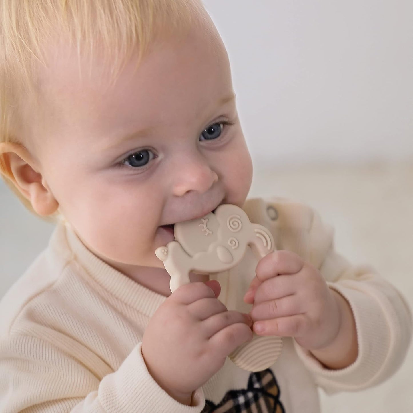 Moonkie Teething Toy, Safe & Easy to Hold BPA Free Silicone Baby Soothing Teethers, Prevent Finger Sucking Teether Toys Best for Babies 0-6 6-12 Months (Sheep Muted)