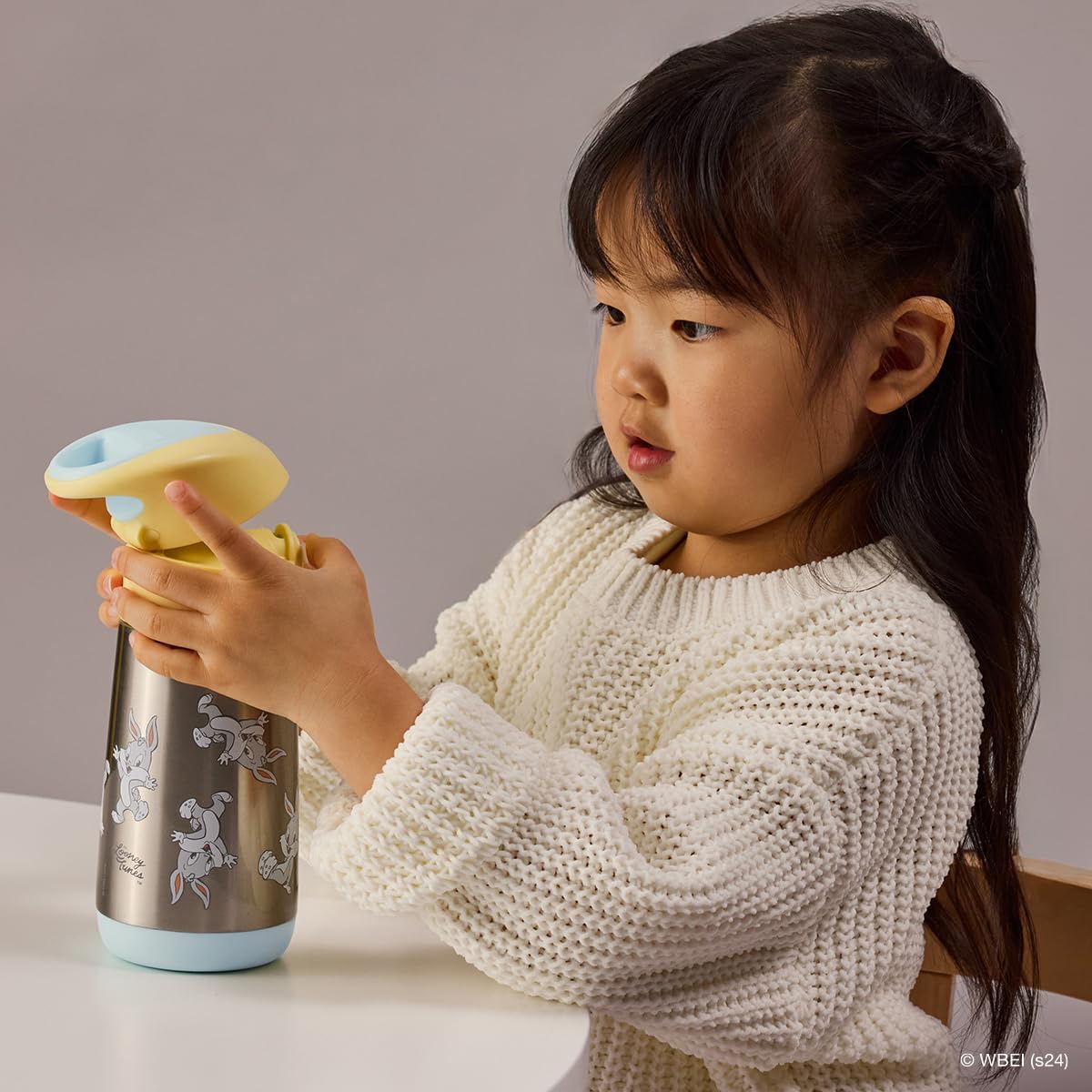 Looney Tunes by b.box 12 oz Insulated Kids Water Bottle: Keeps Drinks Cold up to 8 Hours, Warm up to 6 Hours. Triple Wall Stainless Steel Kids Drink Bottle w/Free Flow Silicone Straw Top