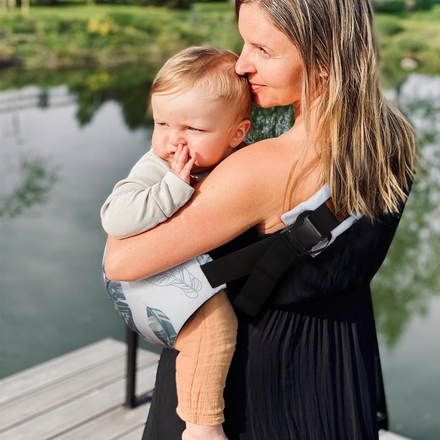 Baby Sling Carrier for Infants and Toddlers 6–36 Months (10–30 lbs), Breathable Cotton Hip Shoulder Carrier – Adjustable, Hands-Free Toddler Sling for Side & Hip Carry(Beige)