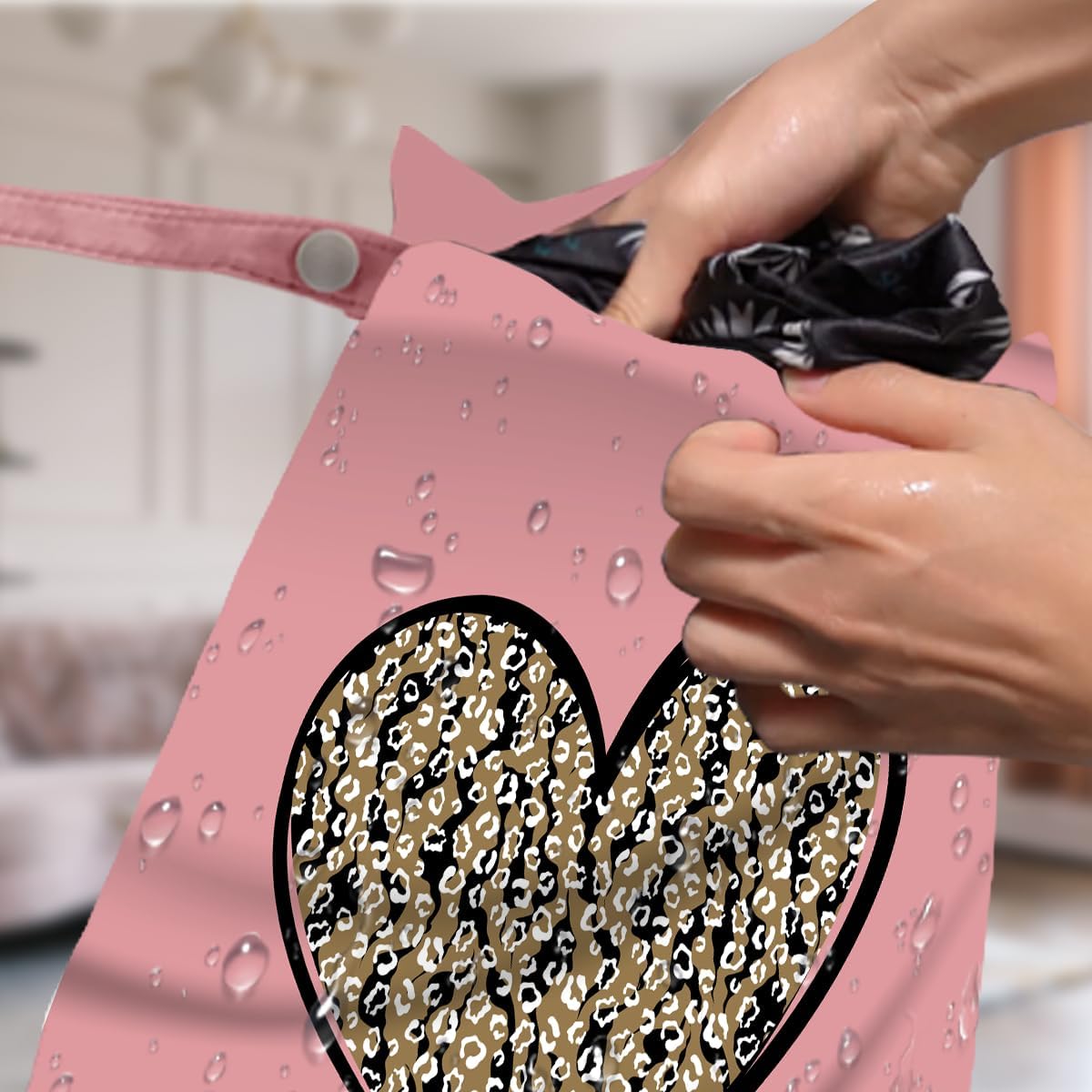 4 Pack Leopard Heart Cute Leopard Wet Bag Waterproof Reusable Wet Dry Bag for Swimsuit Clothes Cloth Diaper Travel Pool Yoga Toiletries Travel Cruises Valentine Day Christmas Camping Beach Essentials