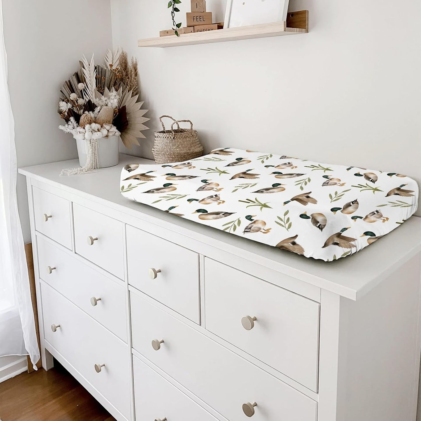 Vintage Mallard Duck Leaves Changing Pad Covers Duck Hunting Reeds Diaper Changing Pad Covers Sheets for Girl Boy Wild Duck Soft Breathable Stretch Fitted Change Table Pad Mats Covers 32''x16''