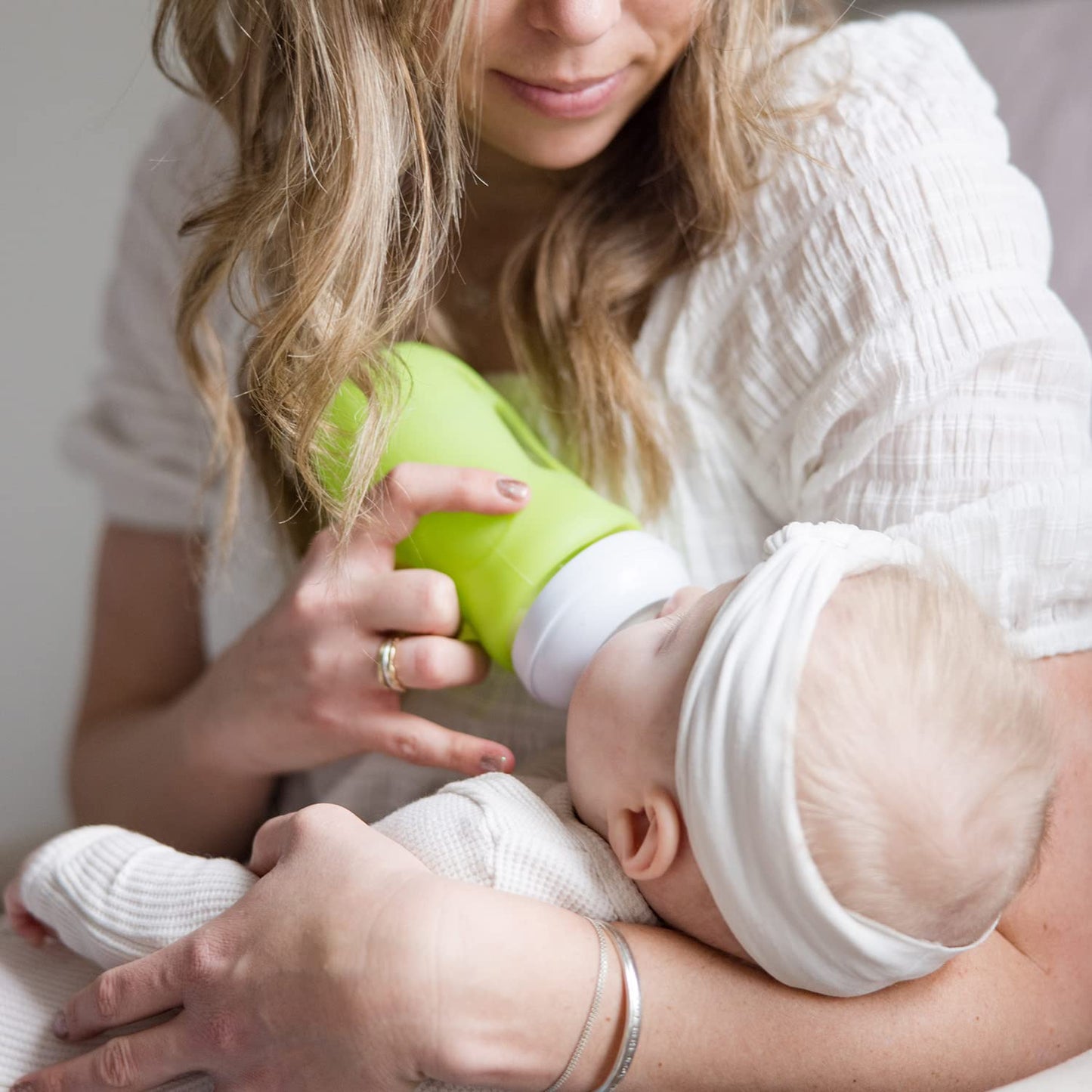 Olababy Silicone Sleeve for Avent Natural Glass Baby Bottles (4 oz, Blue)
