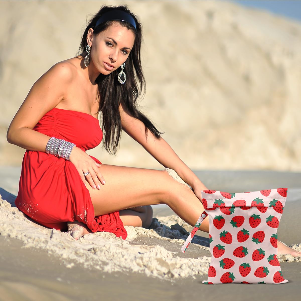 Summer Fruits Wet Bags 12x10 Inch, Strawberry Waterproof Travel Laundry Bags, Reusable Wet Dry Bag for Swimsuit Beach Diapers Dirty Yoga Gym Clothes, Travel Gifts for Women Friend