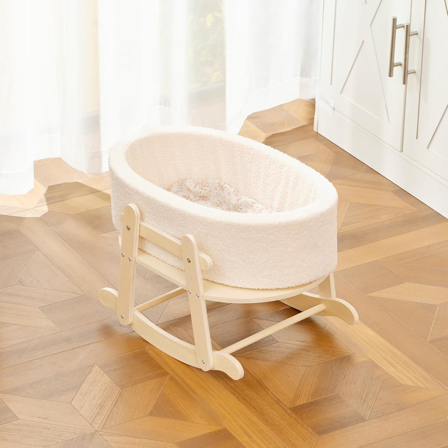 Wooden Baby Doll Crib, Baby Doll Bed Toys for Cat Dog, Wooden Boucle Bassinet for Dolls Up to 16 Inch, Doll Accessories with Mattress and Bassinet, Gift for Boys & Girls