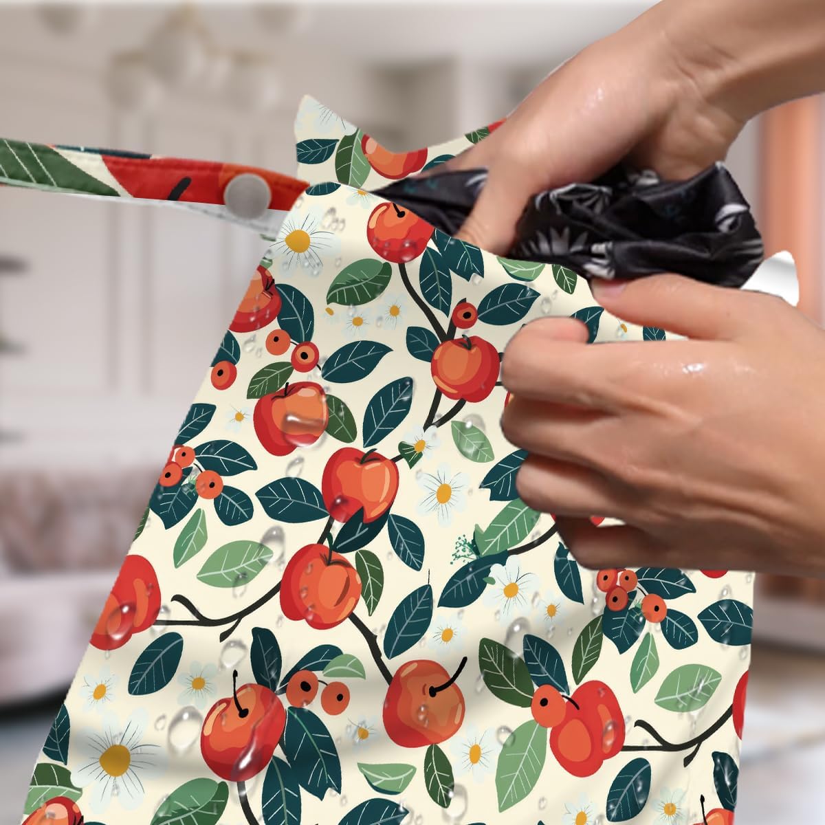 4 Pack Cute Fruit Wet Bag Waterproof Washable Reusable Wet Dry Bag for Swimsuit Clothes Cloth Diaper Travel Beach Pool Yoga Gym Toiletries Travel Beach Essentials Strawberry Orange Apple