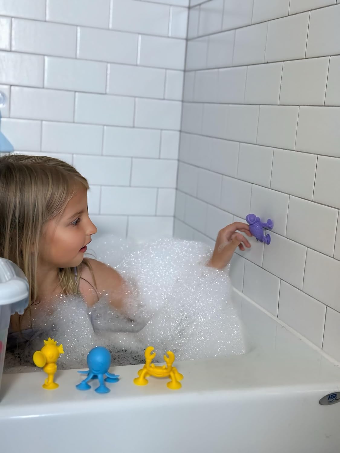 ODELA Genius Sucker Toys 42PCs Sea Animals Edition – Fun Colorful Toddler Bath Toy Animal Toys for Toddlers 1-3 – Safe and Durable Materials – Educational and Cute Designs – Ideal for Bath Time, Pool