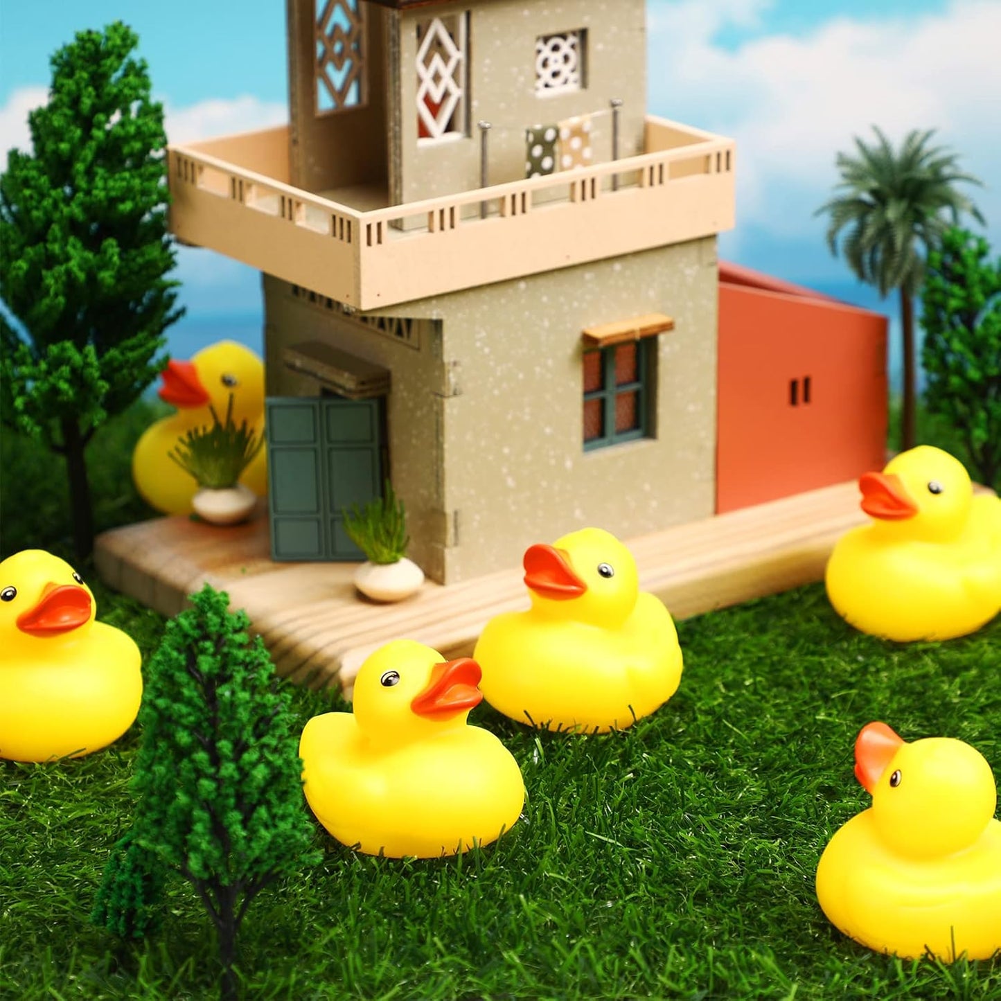 Vinsot 2 Inch Yellow Rubber Duck Bath Toys Large Rubber Ducks Bath Ducks Squeak Bathtub Toys for Birthday Pool Decoration Game Supplies (72 Pcs)