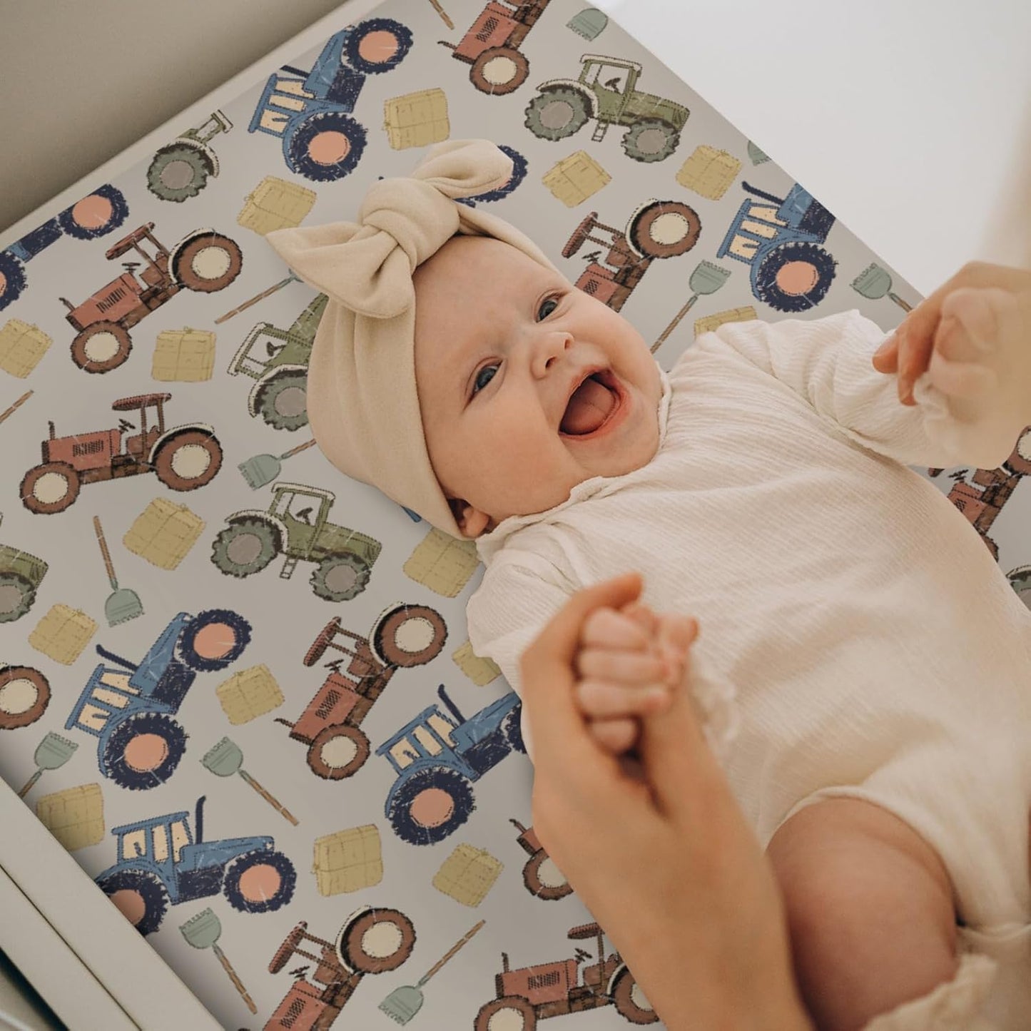 Vintage Tractors Changing Pad Covers for Baby Girls Boys Farm Tractor Harvest Fitted Change Table Pad Mats Farmhouse Trucks Vehicle Soft Diaper Change Table Cover Sheets for 32''×16'' Contoured Pad