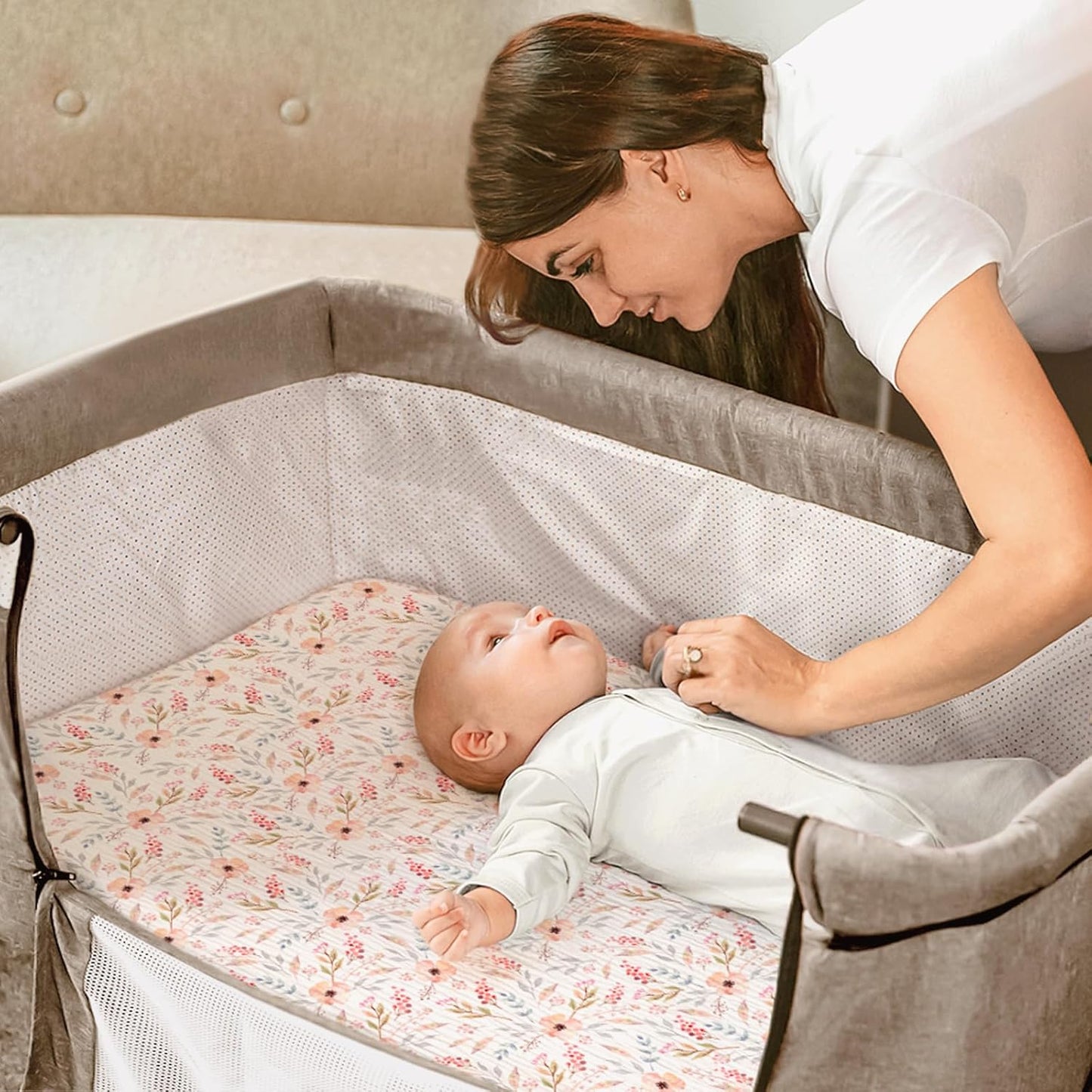 lulumoon Muslin Bassinet Sheets for Girls: Skin-Friendly Floral Bedside Bassinet Sheets for Baby - Fitted for Bedside Sleeper Mattress