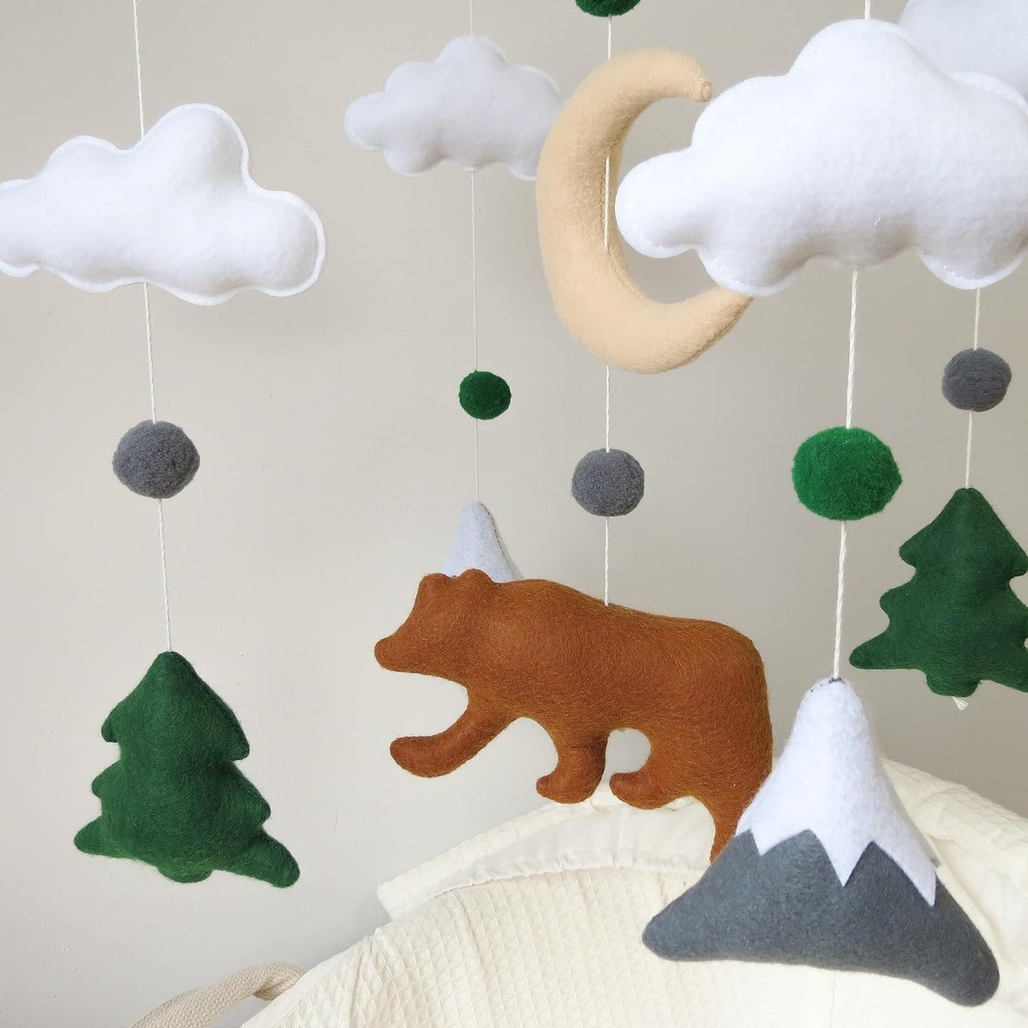 Woodland Mobile for Crib Bear Baby Mobile for Crib Woodland Crib Mobile for Boys Girls Forest Baby Nursery Mobile for Bassinet
