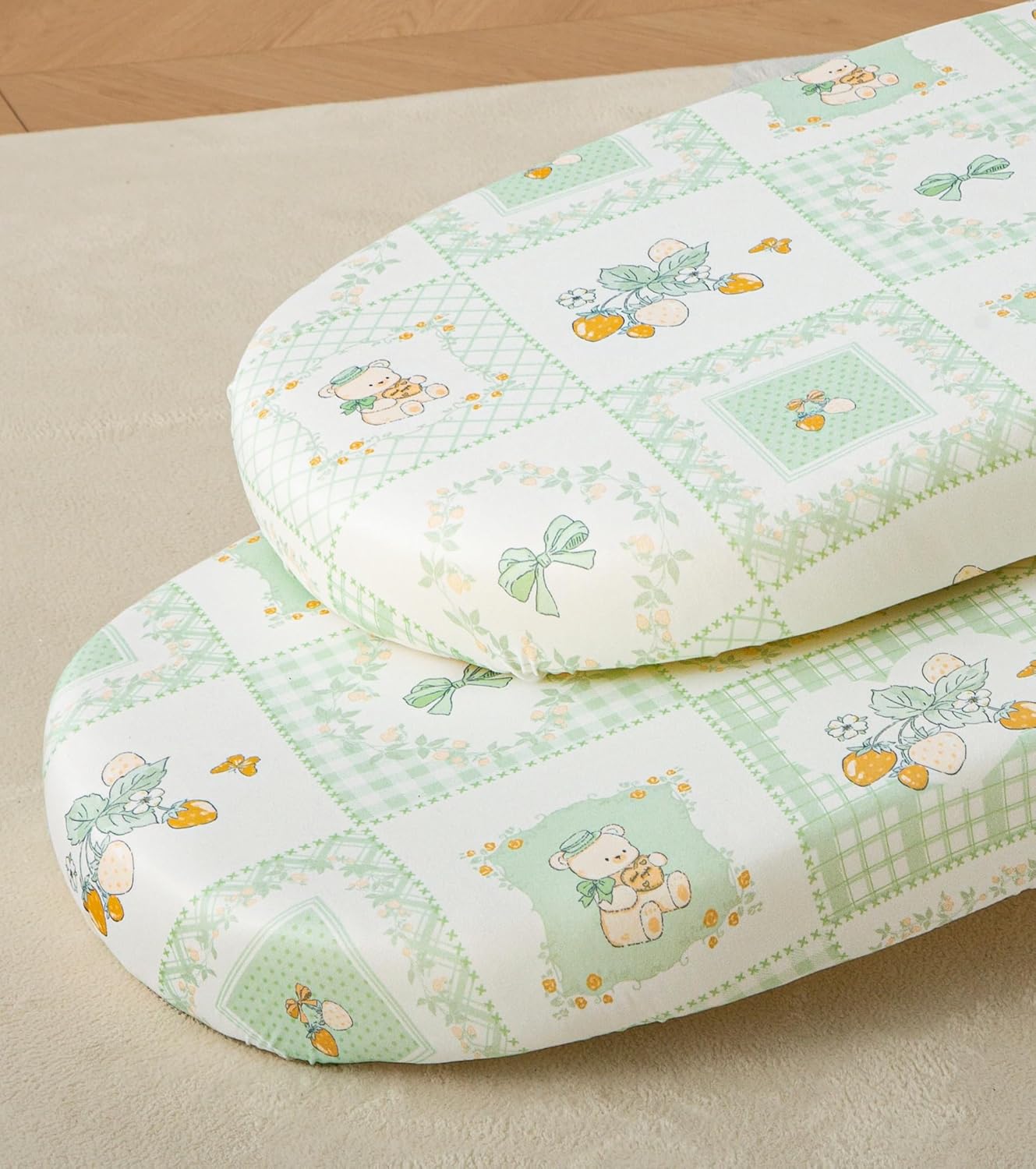 SDY Soft Bassinet Sheets Set 2 Pack for Baby Girl and Boy 32 * 16 * 4 inches,Universal Fit for Bassinets Baby Cradle Moses Basket Oval Rectangle Mattress Safe and Snug (Bear&Strawberry& Floral&Bow)