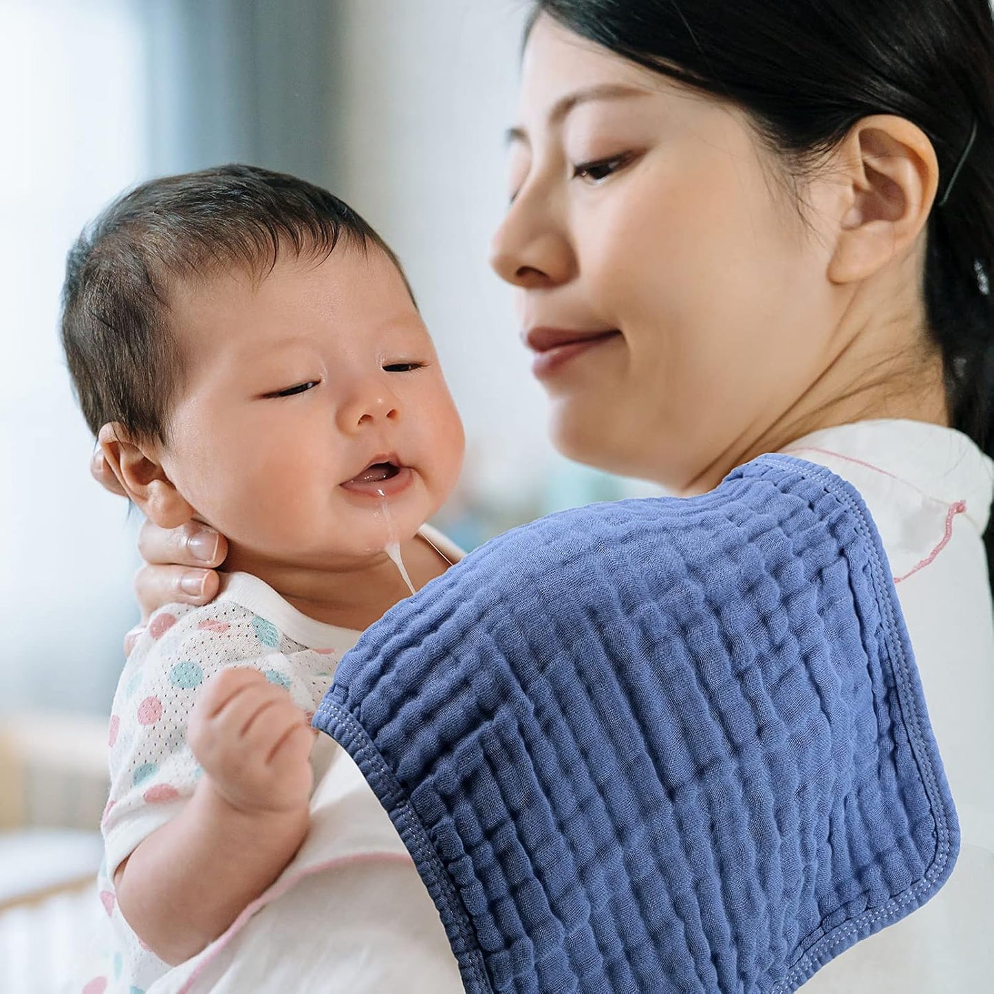 Tatuo 8 Pcs Baby Muslin Bibs & Burp Cloths 6 Absorbent Layer 100% Cotton Unisex Baby Bibs for Drooling and Teething