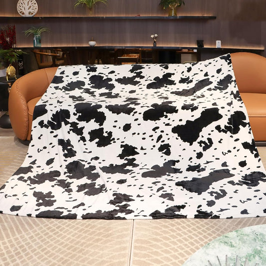GEULAY King Size Cow Print Blanket - Breathable Lightweight Plush Fleece Throw for Livingroom Western Decor All Seasons, Luxuriously Soft Large Bed Cover 90"x108"