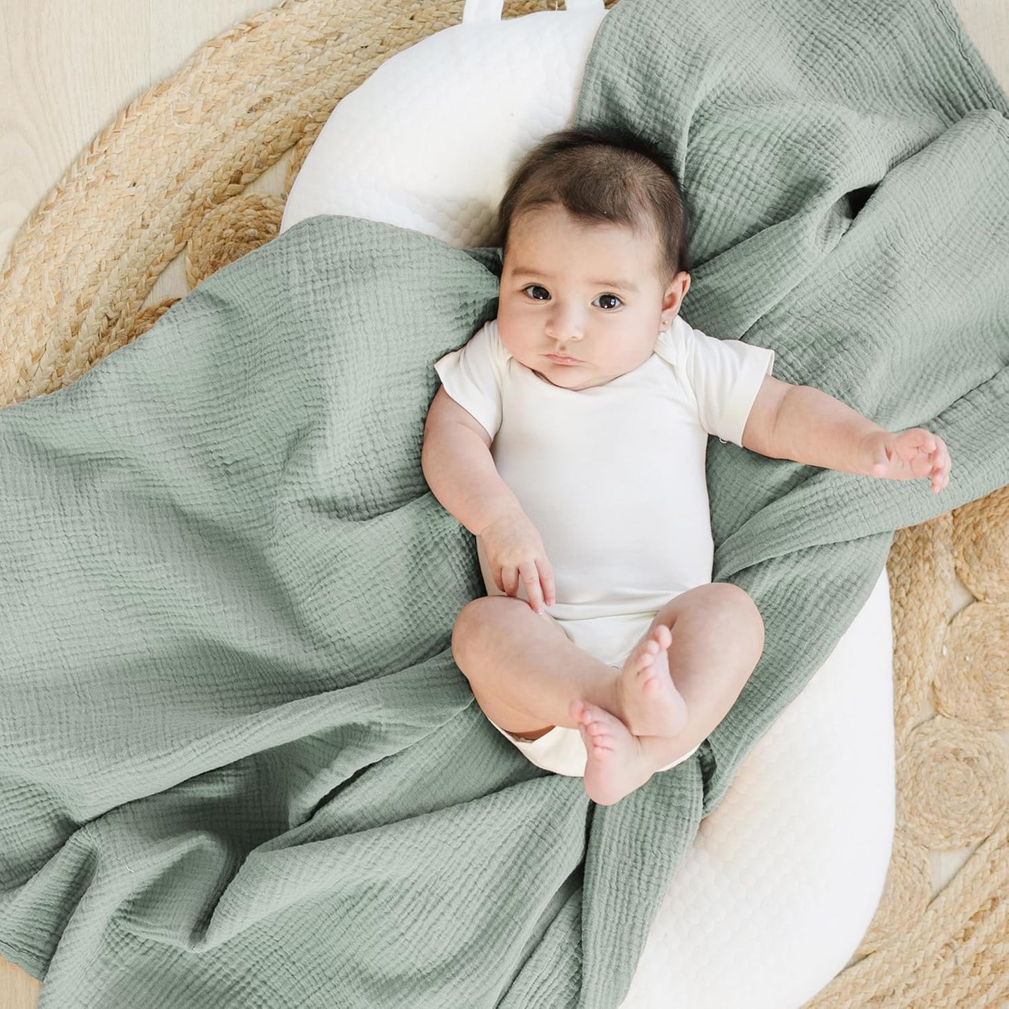 Konssy Muslin Swaddle Blankets for Boys Girls, 2 Pack Receiving Baby Blanket Large 47 x 47 inches, Soft Breathable Swaddling Wrap for Unisex Newborn (Green, Cream)